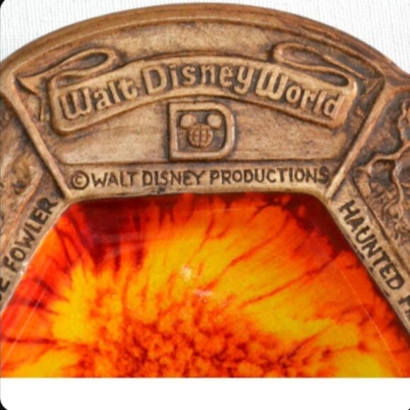 Walt Disney World Souvenir Plate Faux Wood Lava Glaze Glass By Treasurecraft - Picture 2 of 10